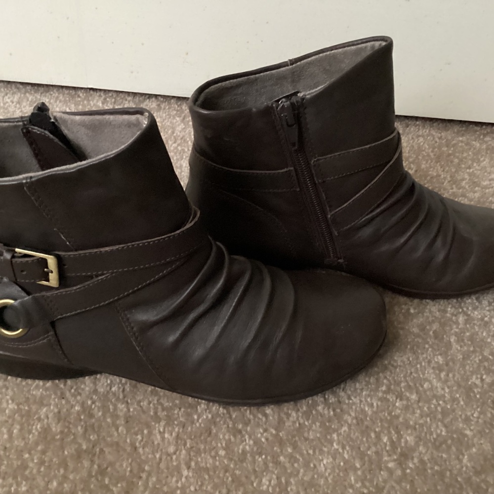 Naturalizer - Canyon Brown Leather short boot - Picture 5 of 6